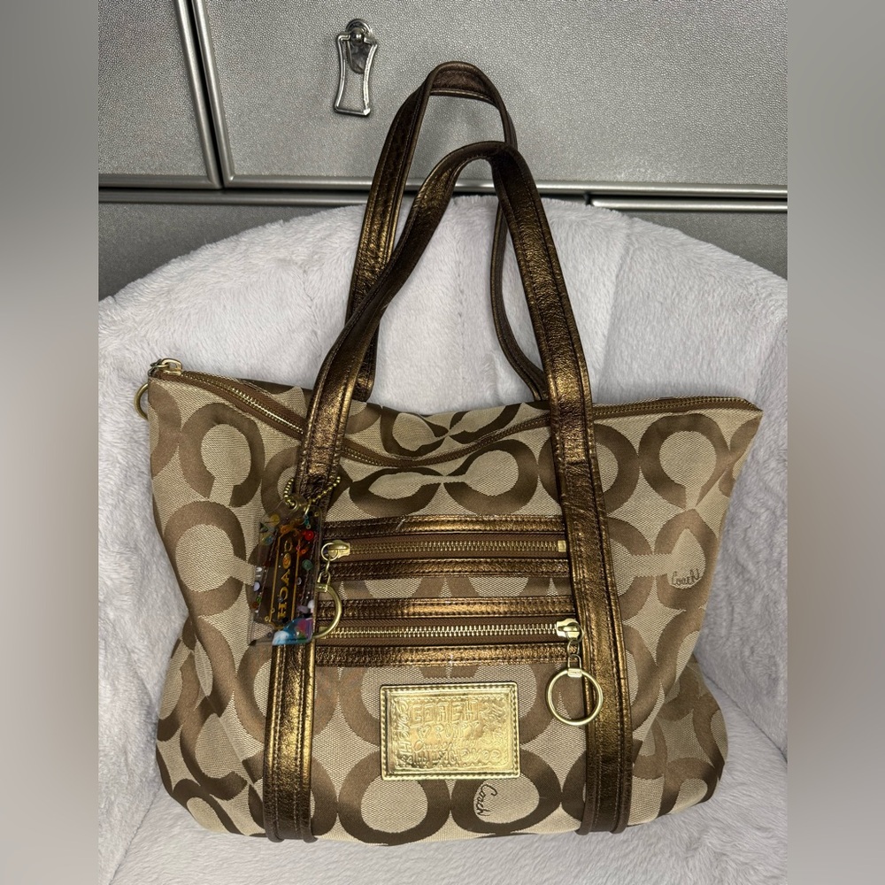 Gold Coach Poppy Art Glam Tote Bag